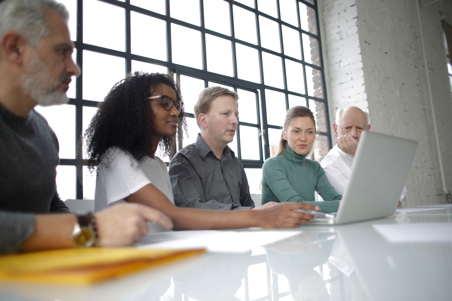 Projektteam plant gemeinsam eine Sage-100-Migration